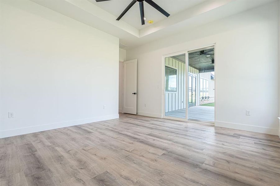 Spacious, unfurnished interior of a new home in , Granbury (Image 27). Spacious, unfurnished interior of a new home in , Granbury (Image 27).