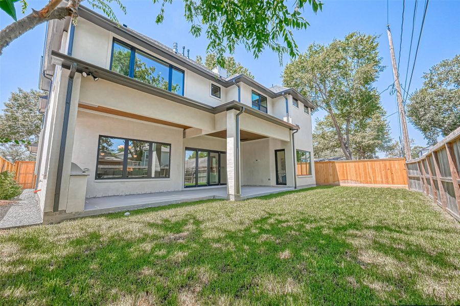 Image 16 of a home in .