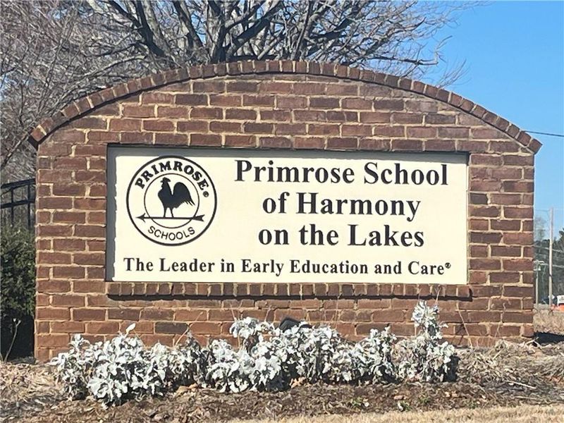 Image 16 of a home in . Image 16 of a home in .