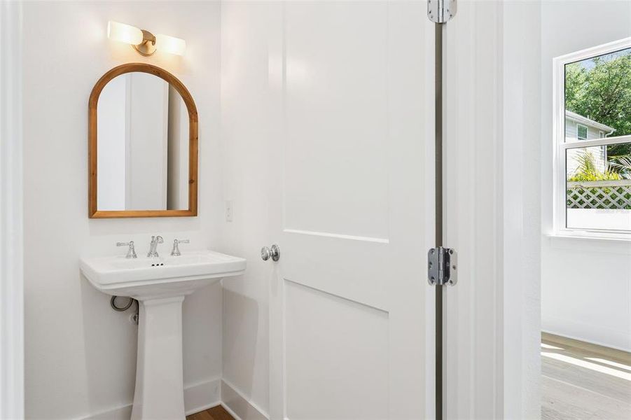 Image 41 of a home in .