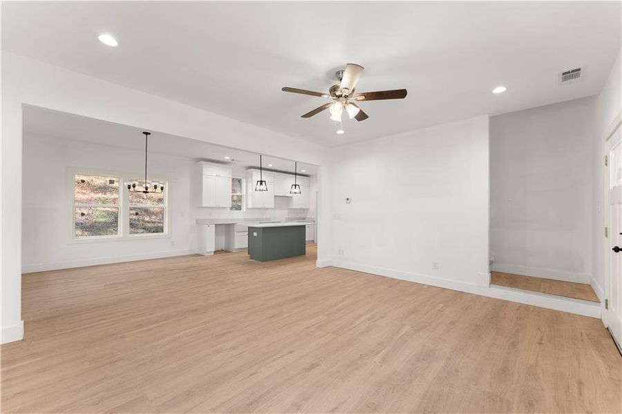 Spacious, unfurnished interior of a new home in , Cleveland (Image 16).