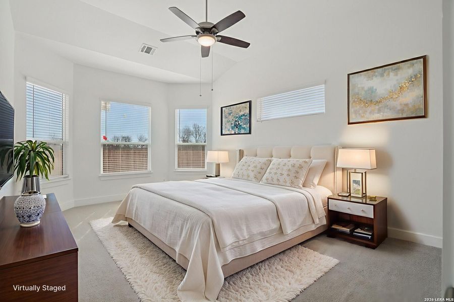 Furnished interior view inside a new home in Carmel Ranch, Schertz (Image 16). Furnished interior view inside a new home in Carmel Ranch, Schertz (Image 16).