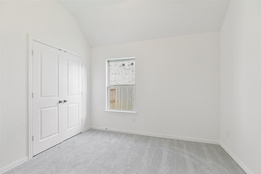 Spacious, unfurnished interior of a new home in Brookewater, Rosenberg (Image 15).