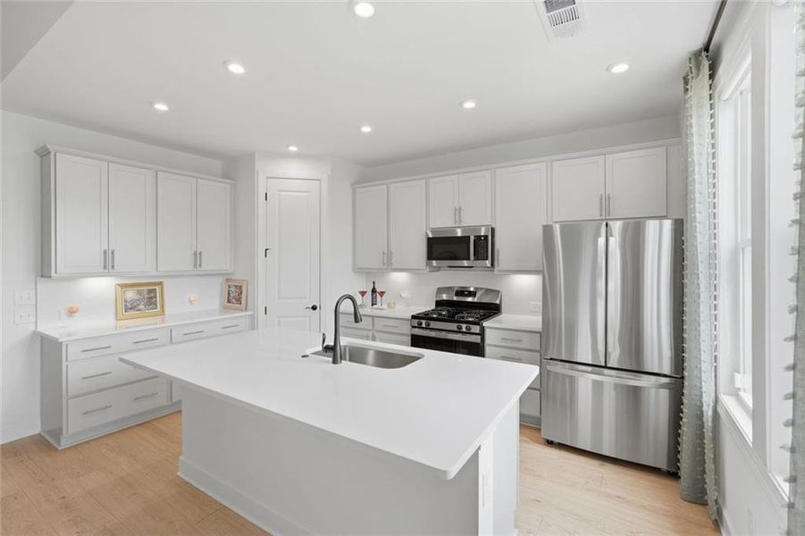 Furnished interior view inside a new home in , Hoschton (Image 41).