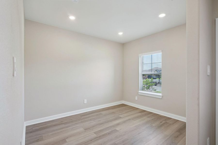 Photo is not of the actual home, but is an inspirational photo of builder’s model home and may depict options, furnishings, and/or decorator features that are not included Photo is not of the actual home, but is an inspirational photo of builder’s model home and may depict options, furnishings, and/or decorator features that are not included