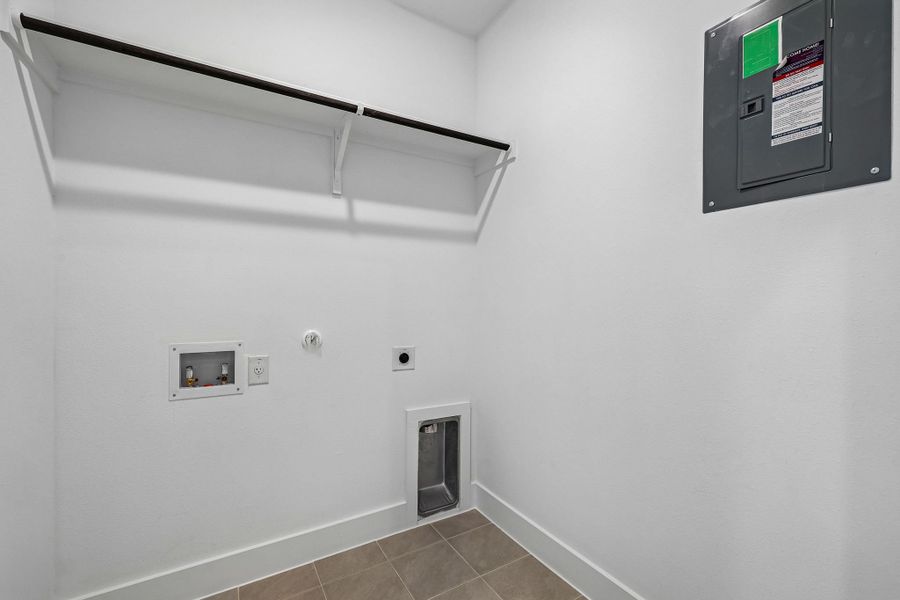 Spacious, unfurnished interior of a new home in Freedom at Anthem, Kyle (Image 27).