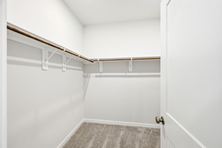 Spacious, unfurnished interior of a new home in The Villages at Westpointe, Dayton (Image 23).