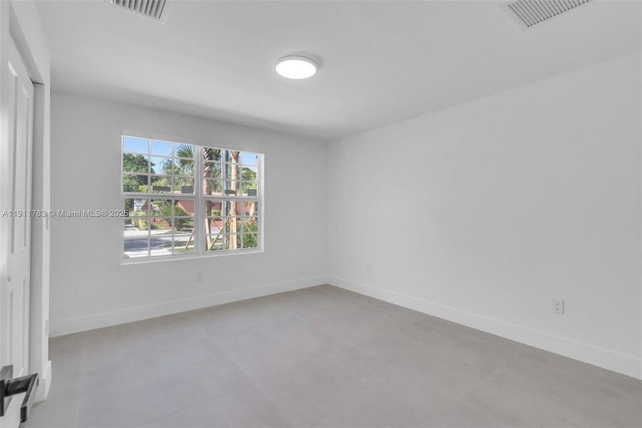 Spacious, unfurnished interior of a new home in , West Palm Beach (Image 16). Spacious, unfurnished interior of a new home in , West Palm Beach (Image 16).