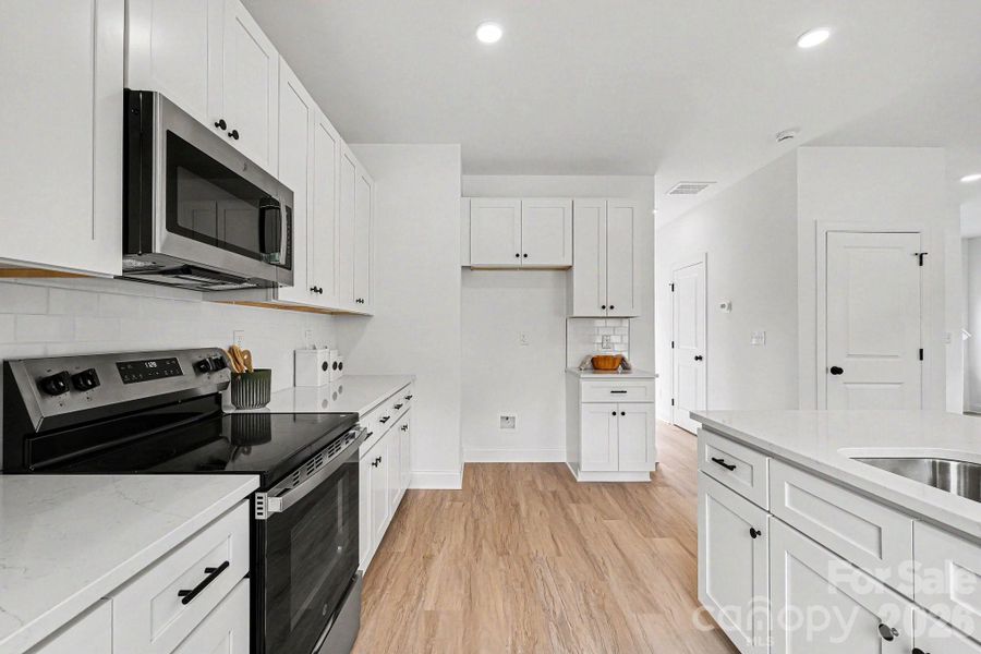 Furnished interior view inside a new home in , Kannapolis (Image 7).