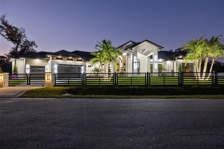 Front exterior of a new home in , Tampa, FL, highlighting curb appeal (Image 28).