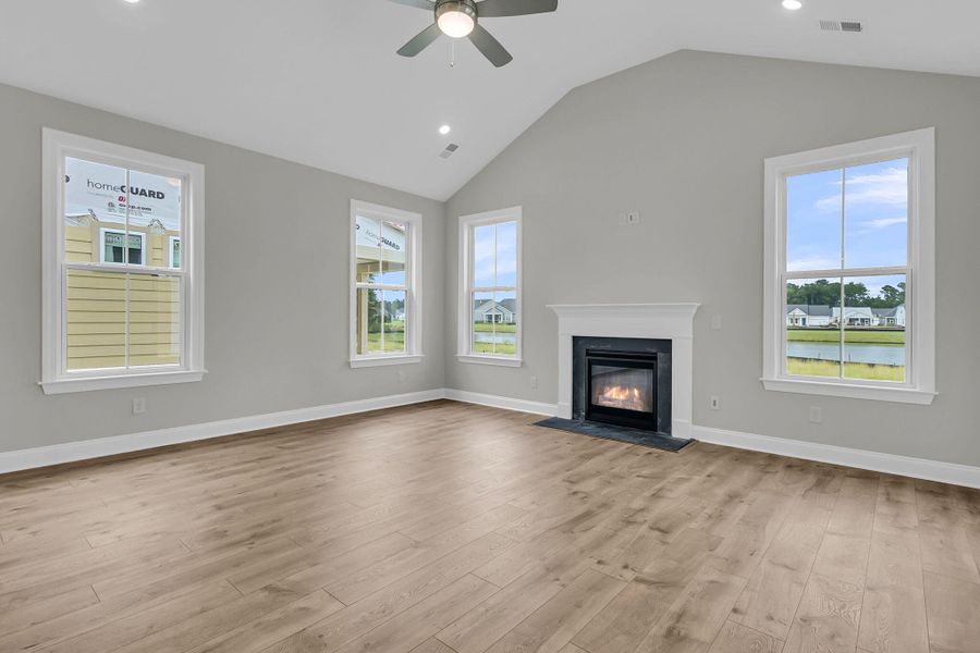 Spacious, unfurnished interior of a new home in Tidewater at Lakes of Cane Bay, Summerville (Image 22).