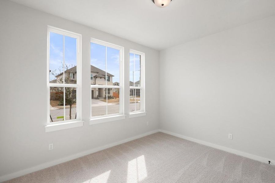 Spacious, unfurnished interior of a new home in Lagos Reserve, Manor (Image 36).