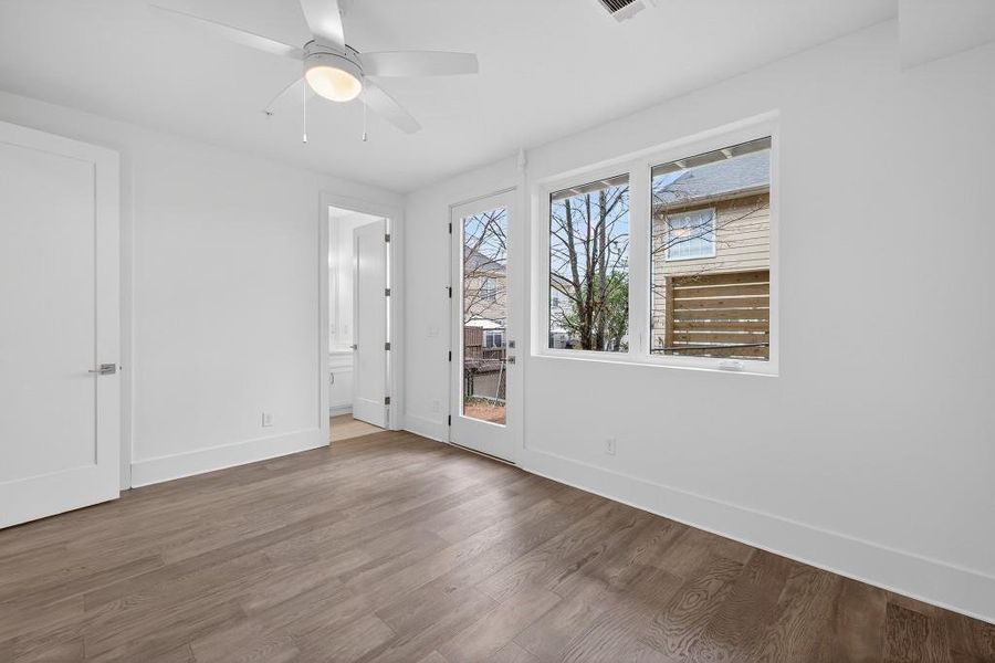 Spacious, unfurnished interior of a new home in , Decatur (Image 46).