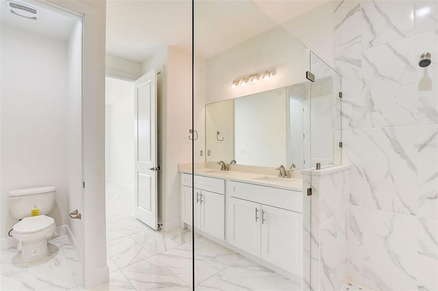 Furnished interior view inside a new home in , Apopka (Image 13).