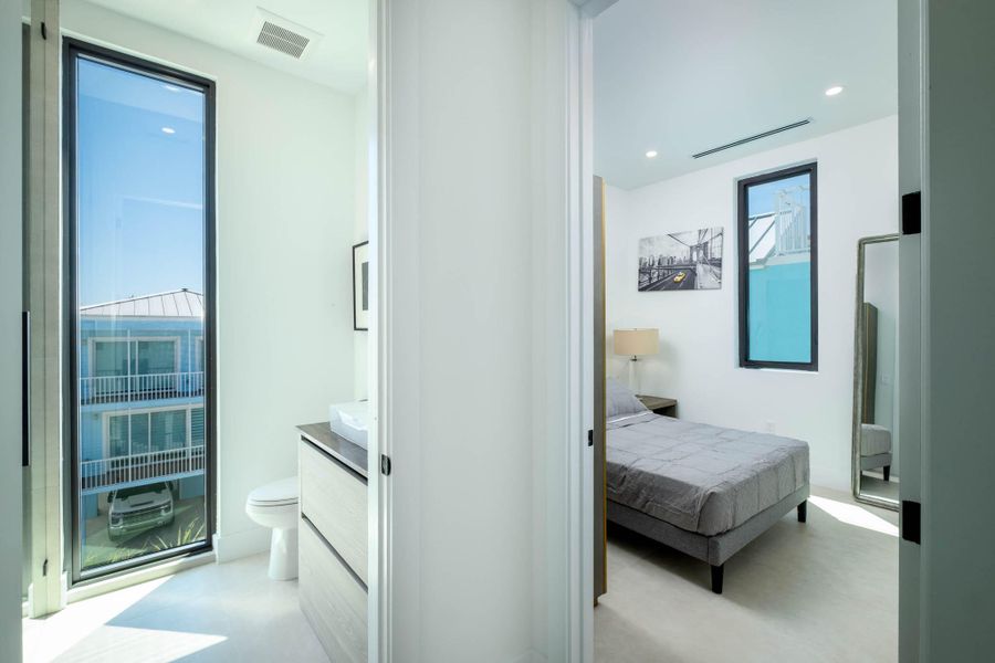 051825 Sykes Key Largo Ocean Resort Unit 051825 Sykes Key Largo Ocean Resort Unit