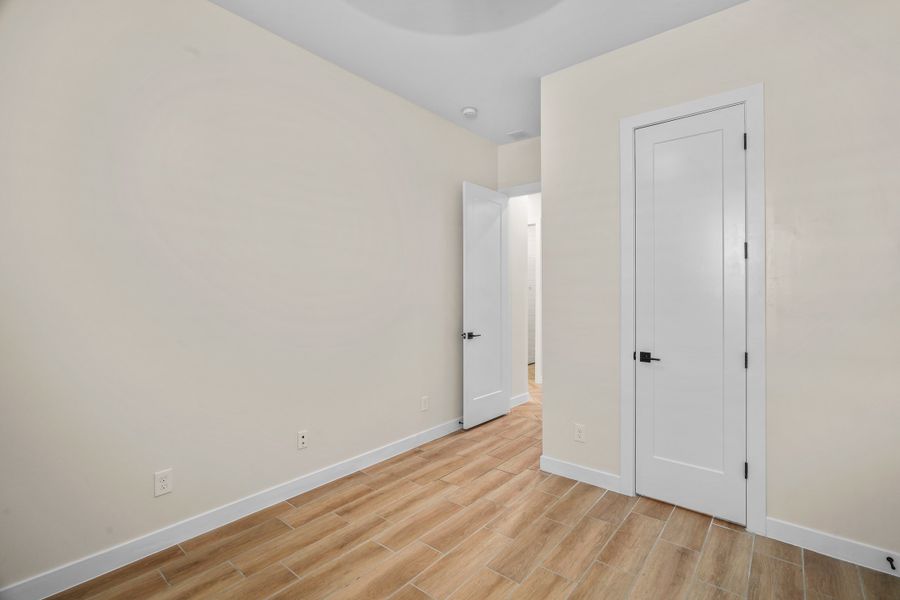 Representative unfurnished interior of a home built from the Escondido by LEH. Homes in Painted Sky, El Paso (Image 66). Representative unfurnished interior of a home built from the Escondido by LEH. Homes in Painted Sky, El Paso (Image 66).
