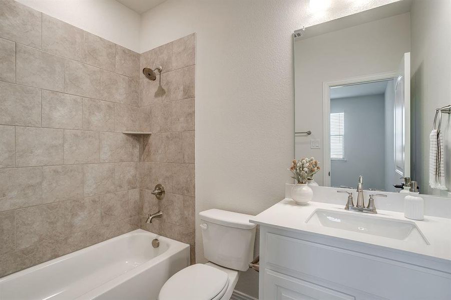 Ensuite bathroom upstairs