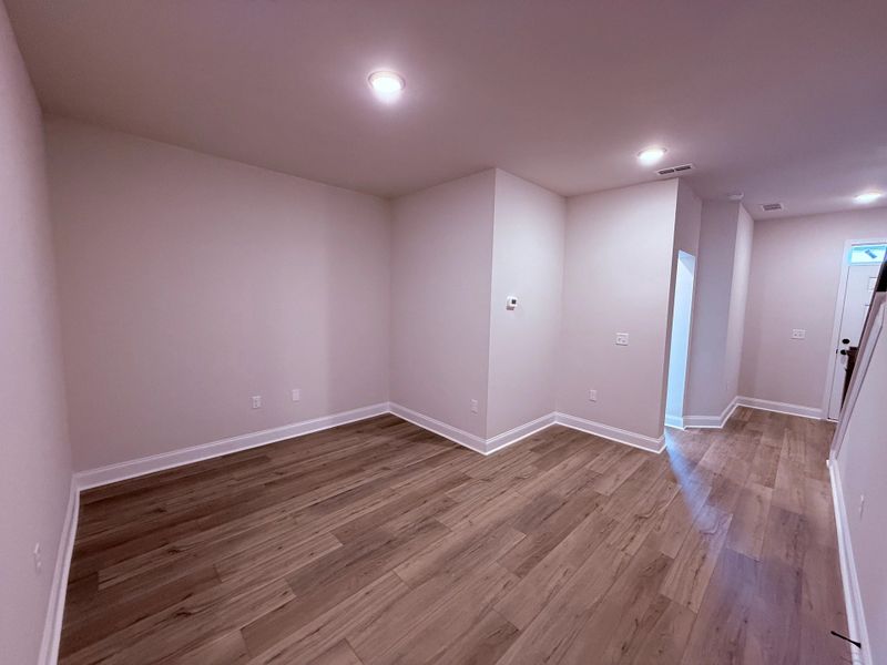 Spacious, unfurnished interior of a new home in Promenade at Clari Park, Murfreesboro (Image 8).