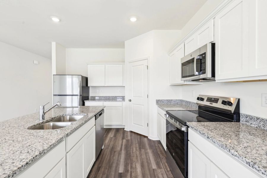 Representative furnished interior of a home built from the Galileo by Starlight Homes in The Summit at Carters Station, Columbia (Image 10).