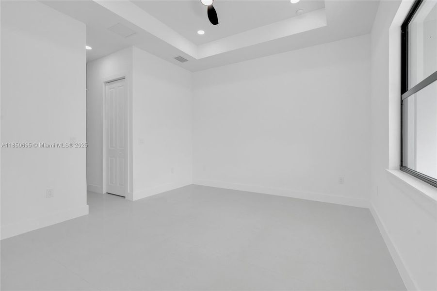 Spacious, unfurnished interior of a new home in , Lehigh Acres (Image 14). Spacious, unfurnished interior of a new home in , Lehigh Acres (Image 14).