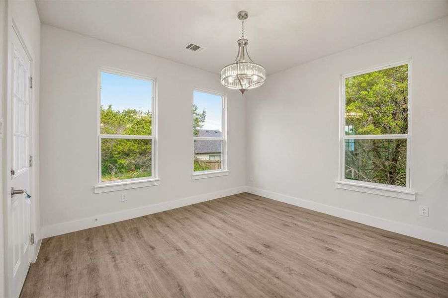 Spacious, unfurnished interior of a new home in , Granbury (Image 30).