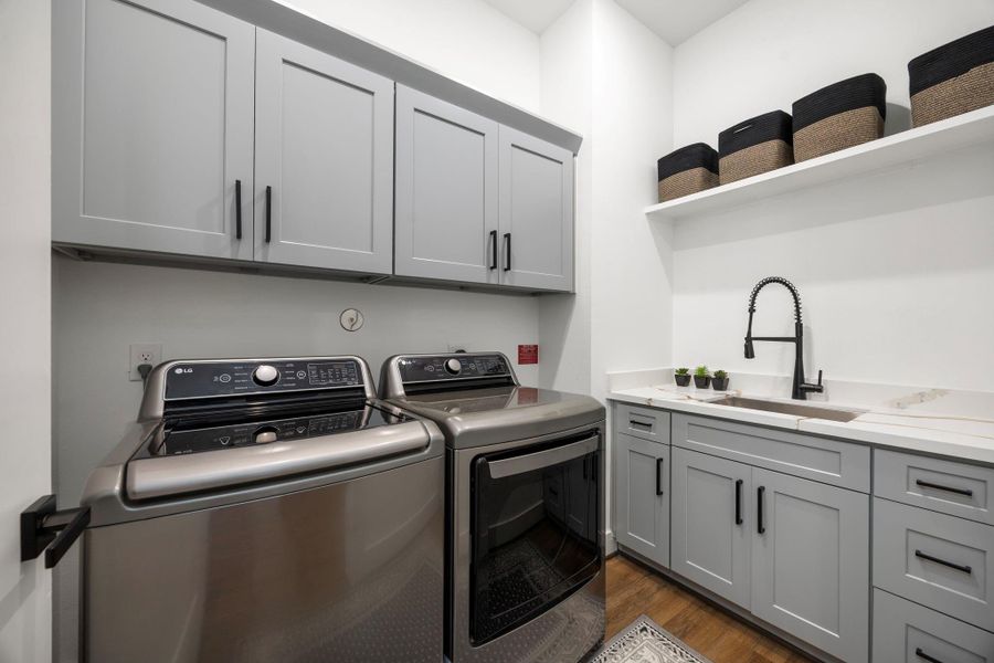 Image 33 of a home in . Image 33 of a home in .