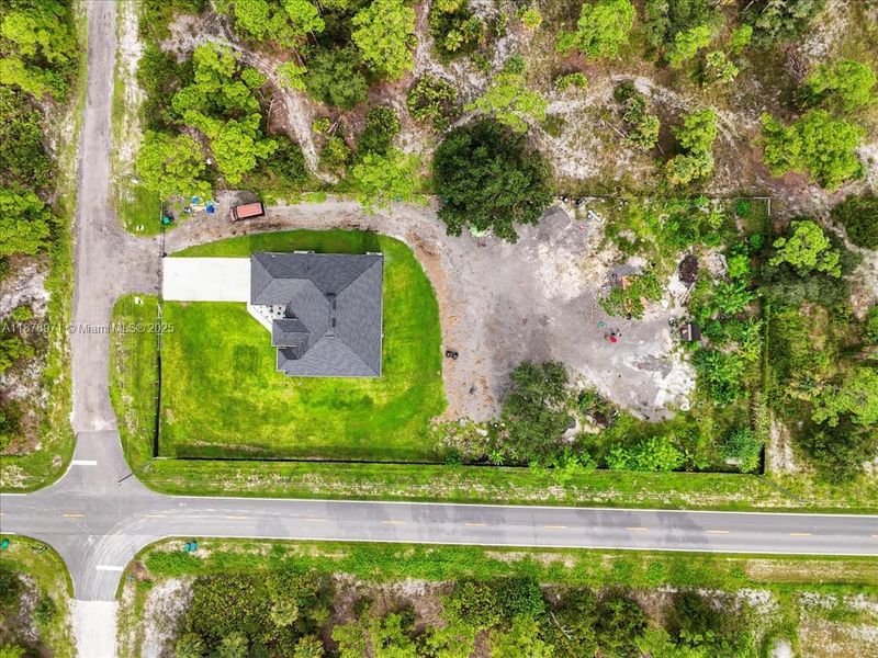 Image 35 of a home in .