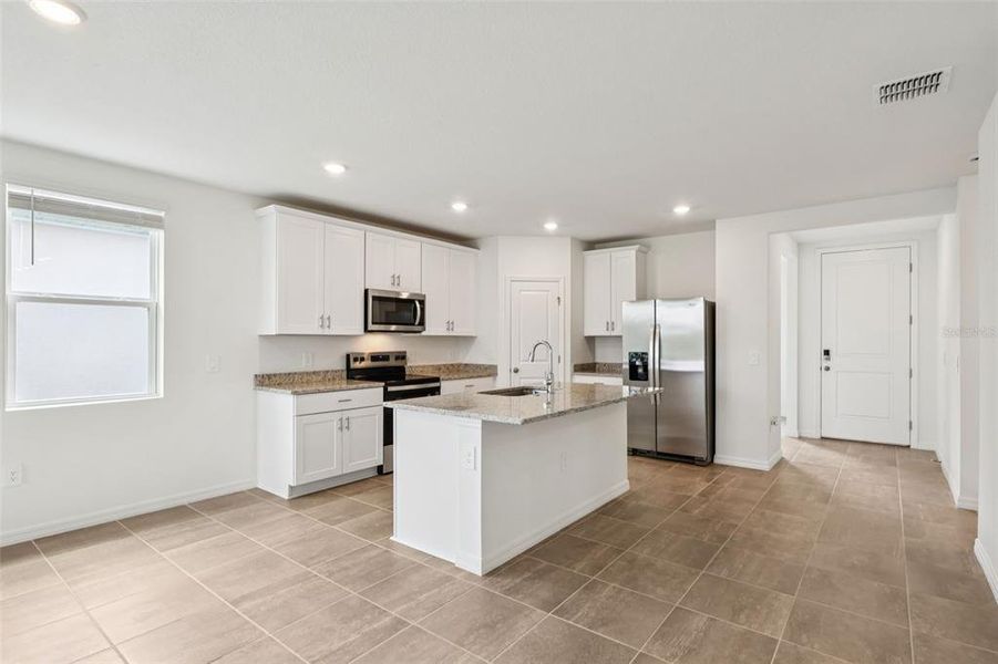 Furnished interior view inside a new home in Hamilton Bluff - Signature Series, Lake Hamilton (Image 10).