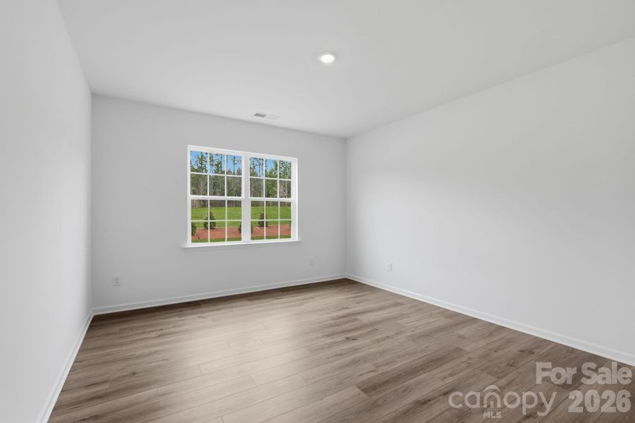 Spacious, unfurnished interior of a new home in Roselyn, Lancaster (Image 27).