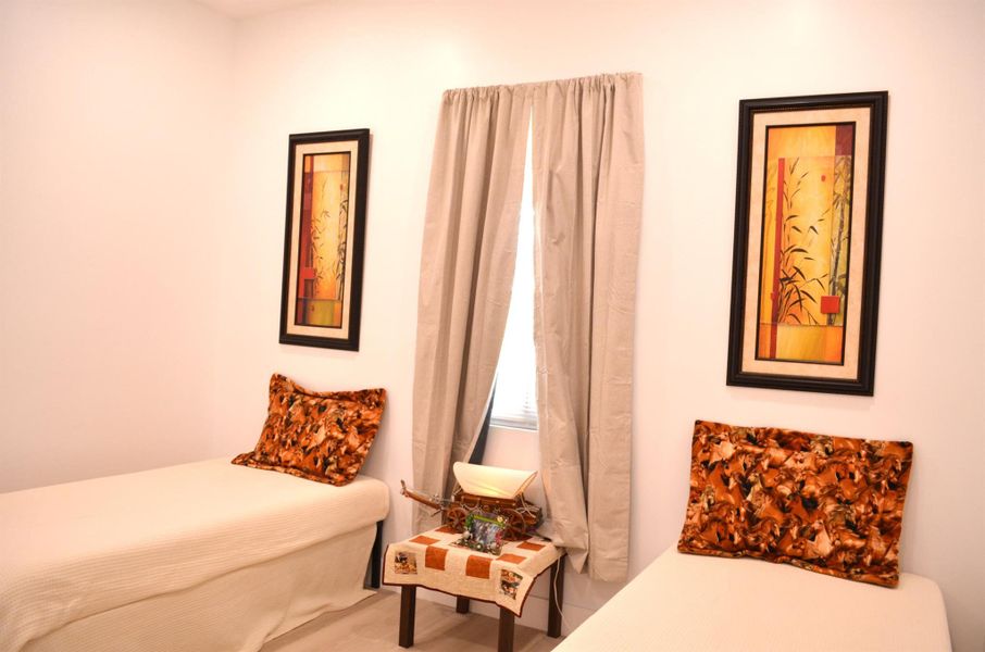 Furnished interior view inside a new home in , Clewiston (Image 4).