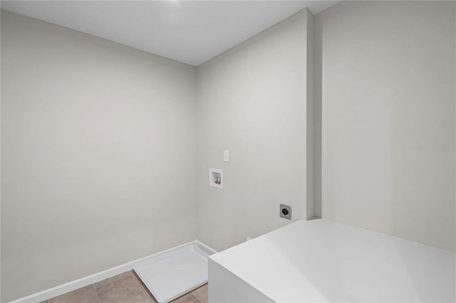 Spacious, unfurnished interior of a new home in Villas at Gold Creek, Dawsonville (Image 29). Spacious, unfurnished interior of a new home in Villas at Gold Creek, Dawsonville (Image 29).
