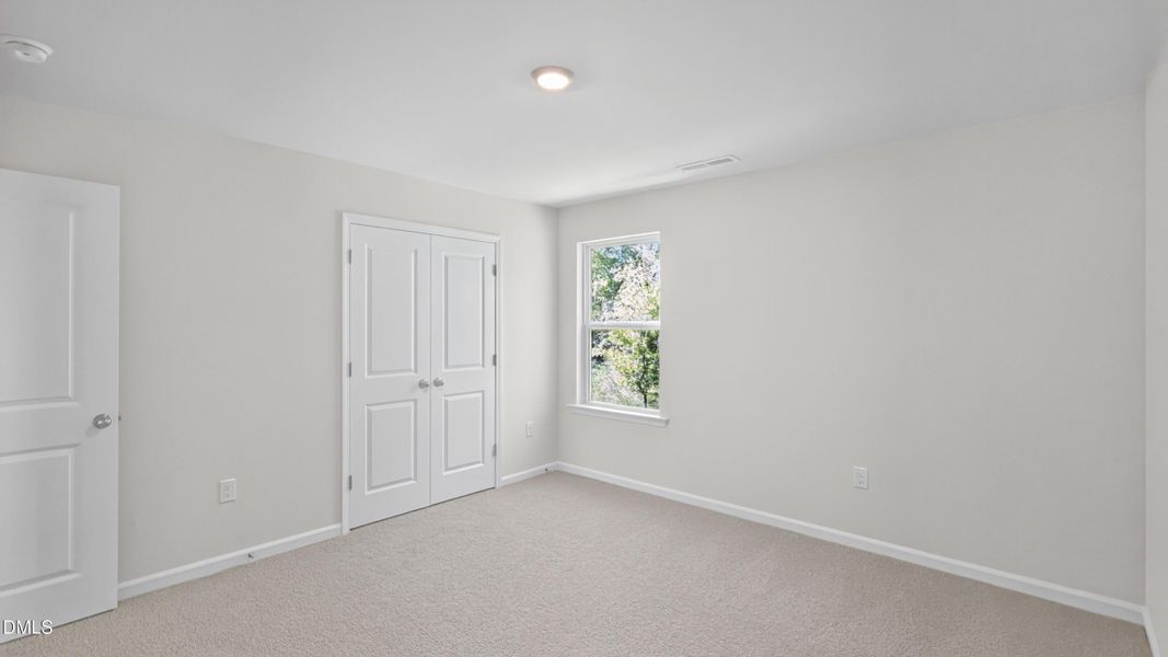 olive-branch-lot-99-038