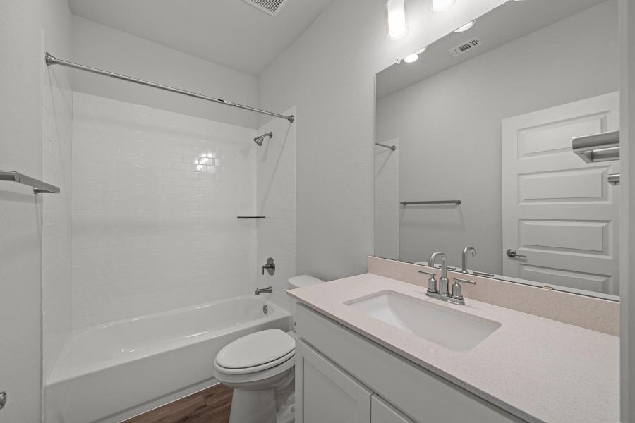 2nd Bathroom