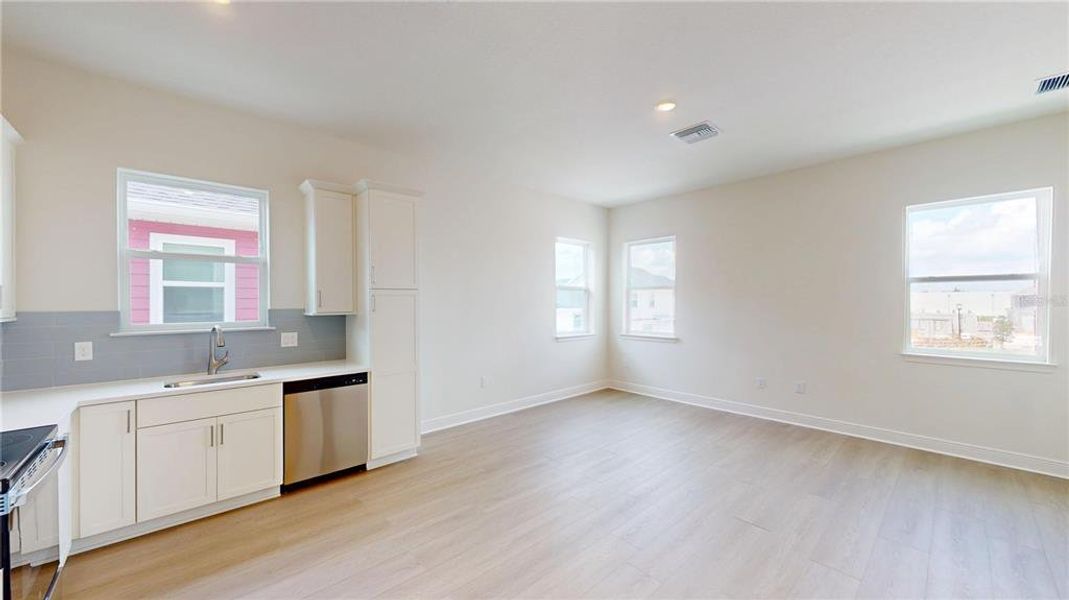 Image 36 of a home in Laureate Park. Image 36 of a home in Laureate Park.