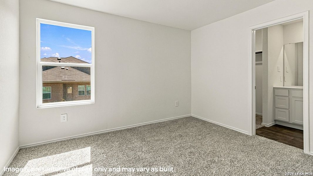 Spacious, unfurnished interior of a new home in Seneca Trails, San Antonio (Image 19).