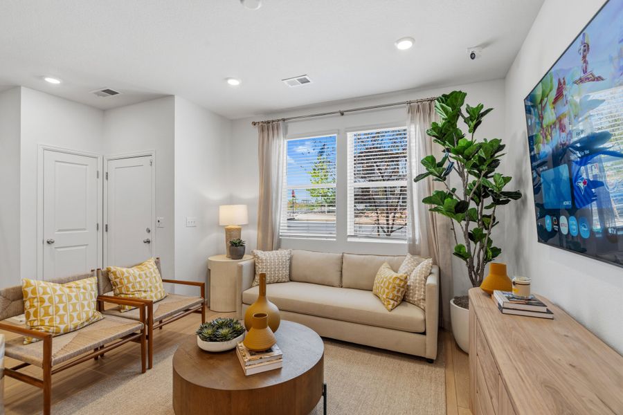 Representative furnished interior of a home built from the 2002 by Risewell Homes in Harvest Crossing, Aurora (Image 8).