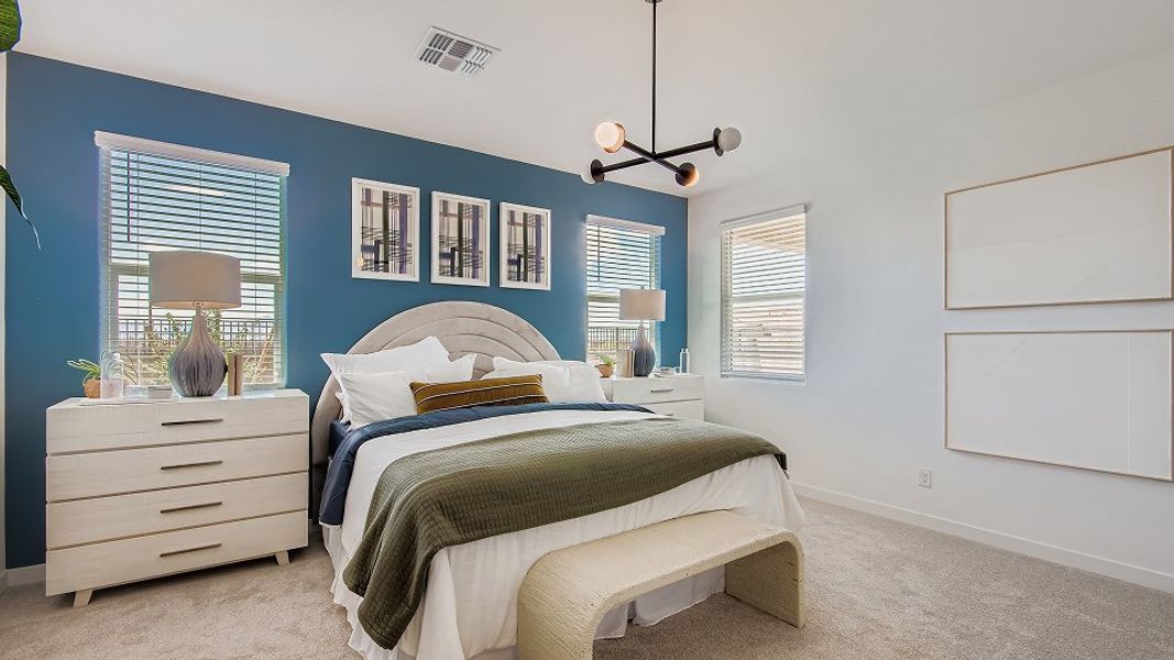 4083 Revoluton Owners 1of3 F1 Base2 4083 Revoluton Owners 1of3 F1 Base2