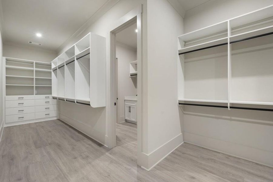 Image 39 of a home in .
