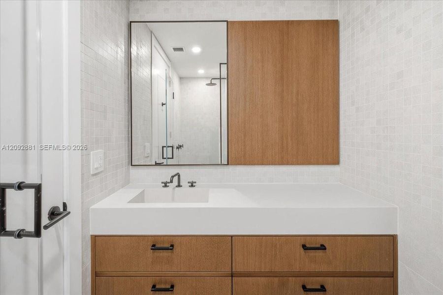 Close-up of interior finishes inside a home in , Miami (Image 18). Close-up of interior finishes inside a home in , Miami (Image 18).
