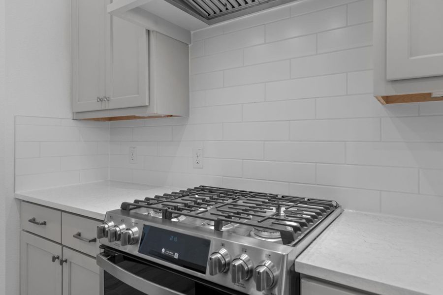 Photos are REPRESENTATIVE of the home /floor plan and are NOT of the actual home.  Selections, features, and room options may vary.  For more info, contact Chesmar Homes.