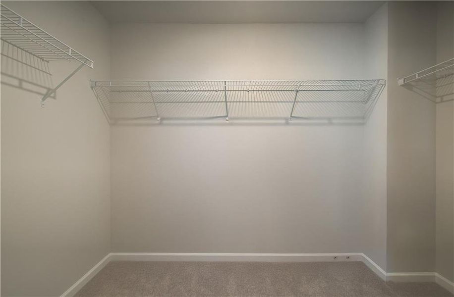 Spacious, unfurnished interior of a new home in Auburn Ridge, Riverdale (Image 19).