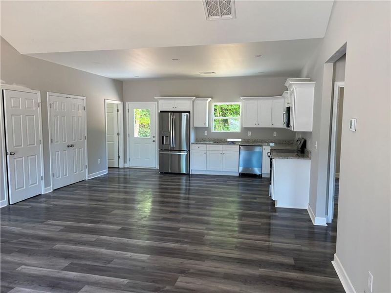 Spacious, unfurnished interior of a new home in , Dahlonega (Image 5). Spacious, unfurnished interior of a new home in , Dahlonega (Image 5).