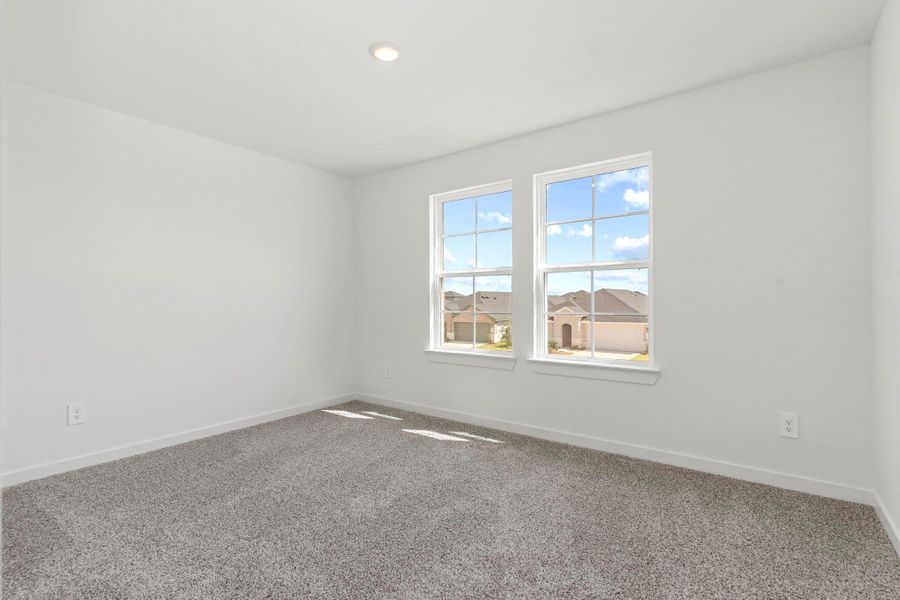 Spacious, unfurnished interior of a new home in Tamarron, Fulshear (Image 23).