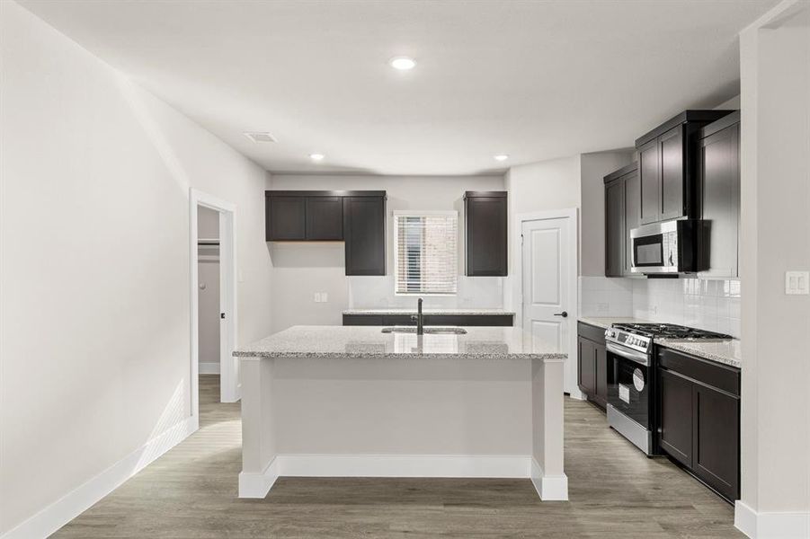 08. 709 Wilderness - Kitchen