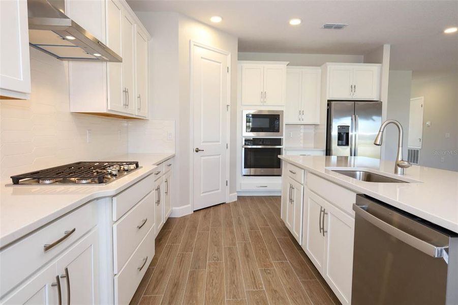 Furnished interior view inside a new home in Wolf Lake Ranch, Apopka (Image 9). Furnished interior view inside a new home in Wolf Lake Ranch, Apopka (Image 9).
