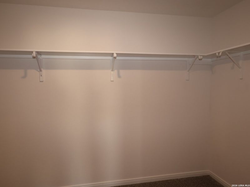 Spacious, unfurnished interior of a new home in Hickory Ridge, Elmendorf (Image 34).