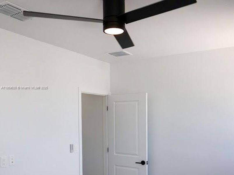 Image 37 of a home in .