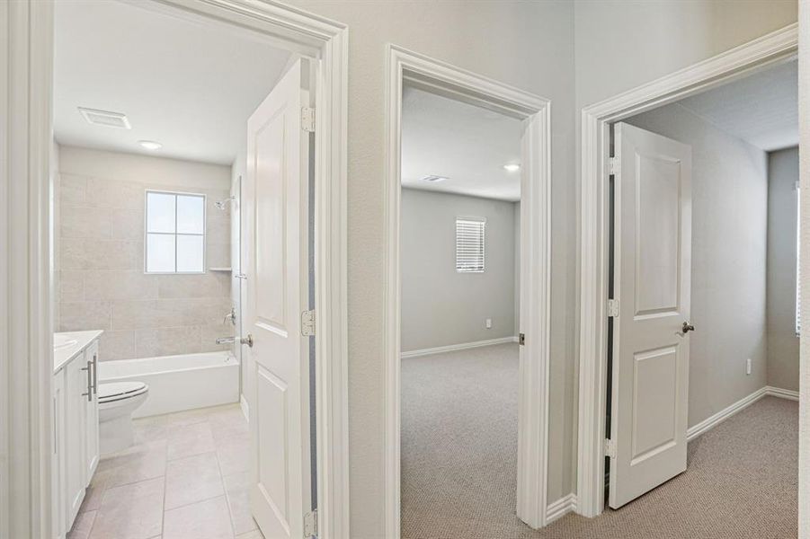 Photo is not of the actual home, but is an inspirational photo of builder’s model home and may depict options, furnishings, and/or decorator features that are not included.