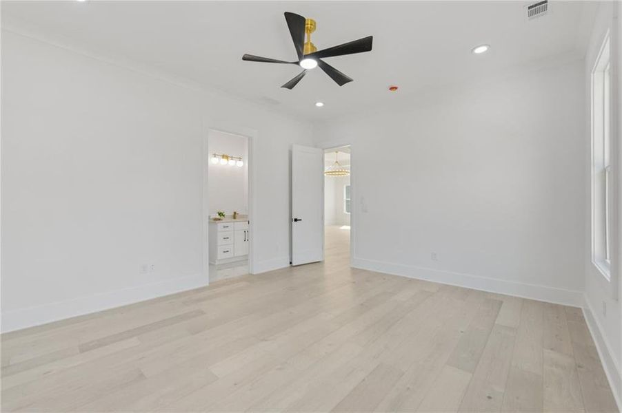 Spacious, unfurnished interior of a new home in , Grayson (Image 41).