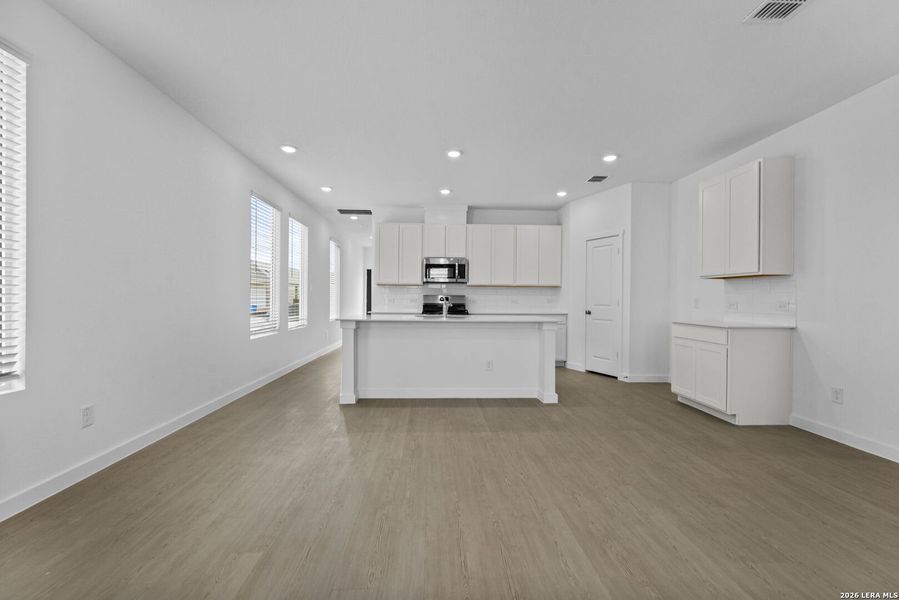 Spacious, unfurnished interior of a new home in Hightop Ridge, Converse (Image 19).